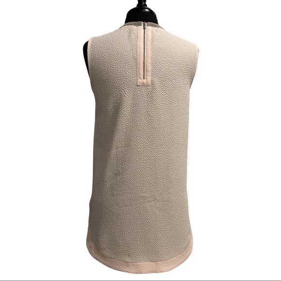 Halogen Light Pink Textured Embellished Neckline Tank Top Sz S - Picture 6 of 14